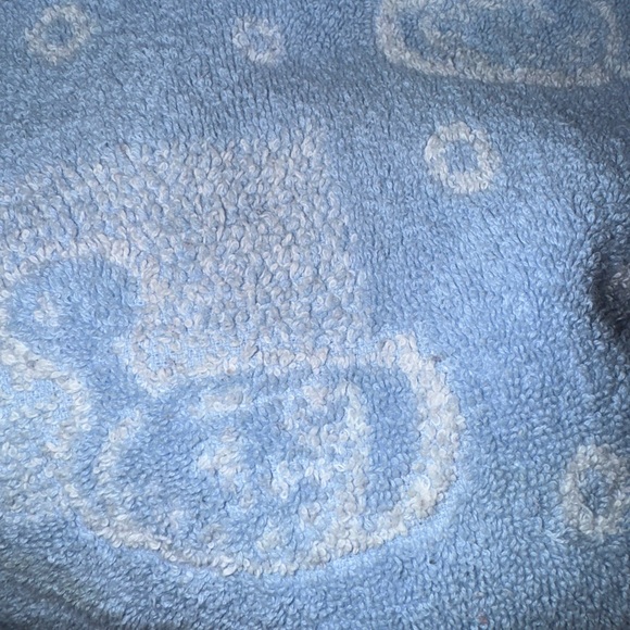 Vintage Blue Towel with Duck Pattern - Picture 4 of 4